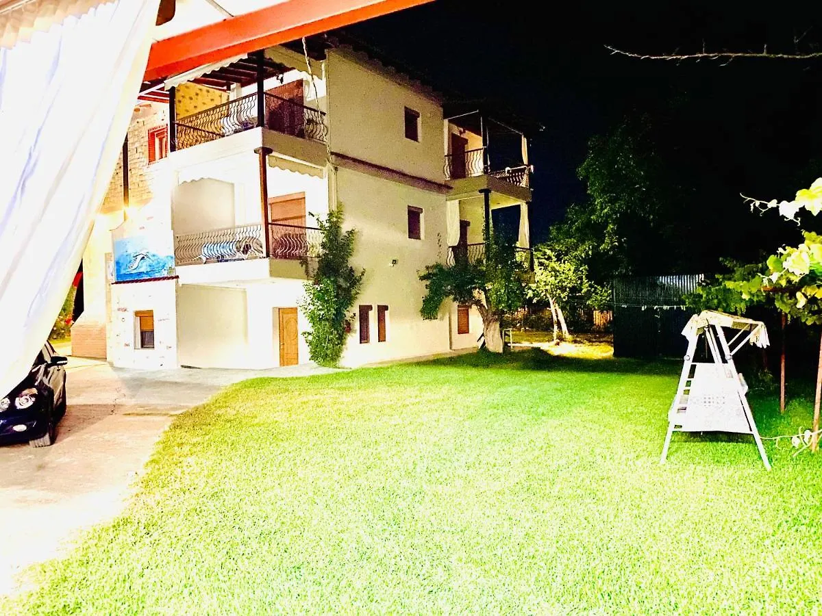 Caryatis Ntoridis Studios & Apartments In Afitos Greece