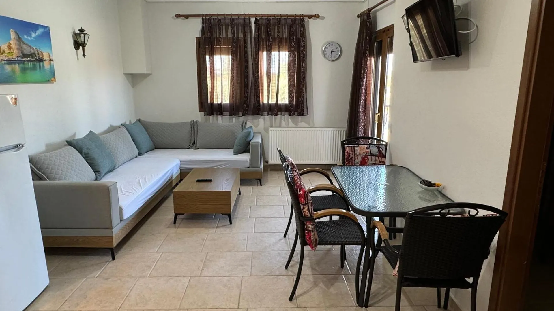 Caryatis Ntoridis Studios & Apartments In Afitos  Afytos